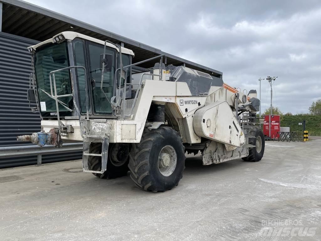 Wirtgen WR 200 XLI Рециклатори на асфалт