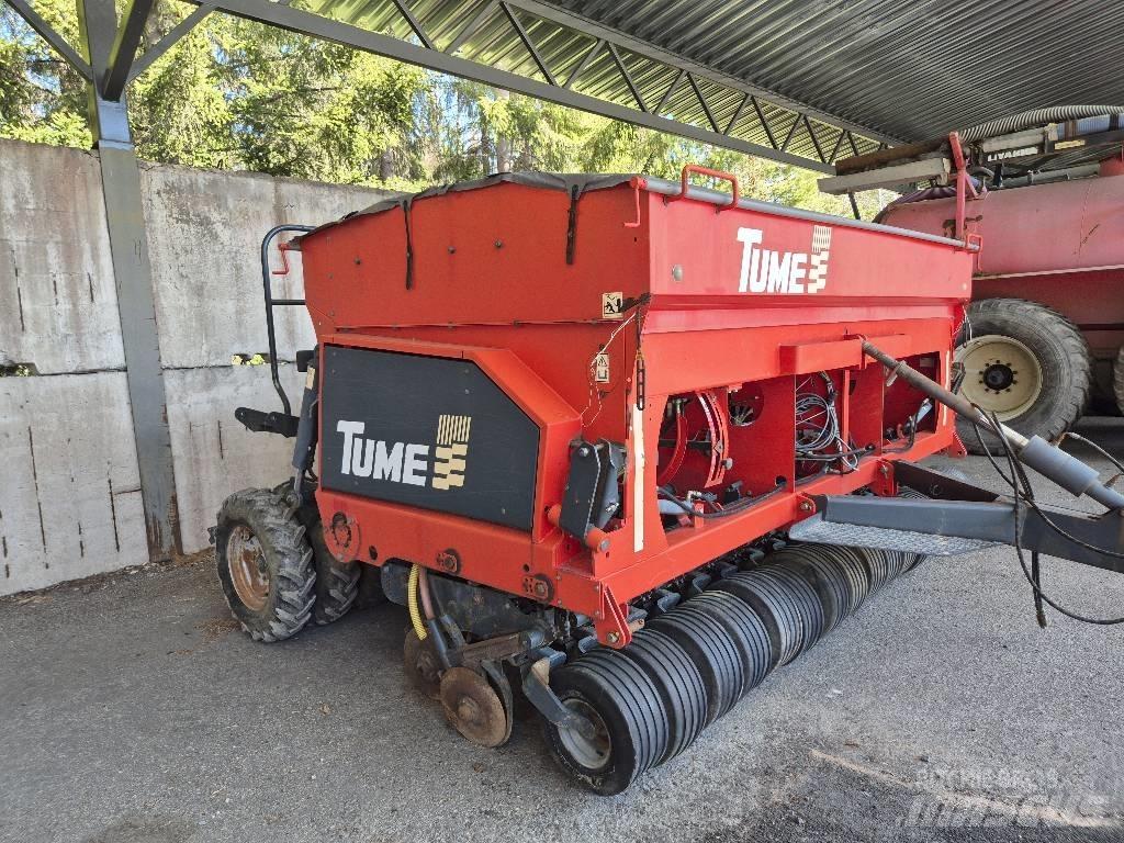 Tume Nova Combi 4000 Цистерни за цимент