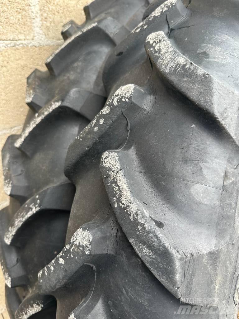 Michelin 230/95R48 Колелета/Гуми