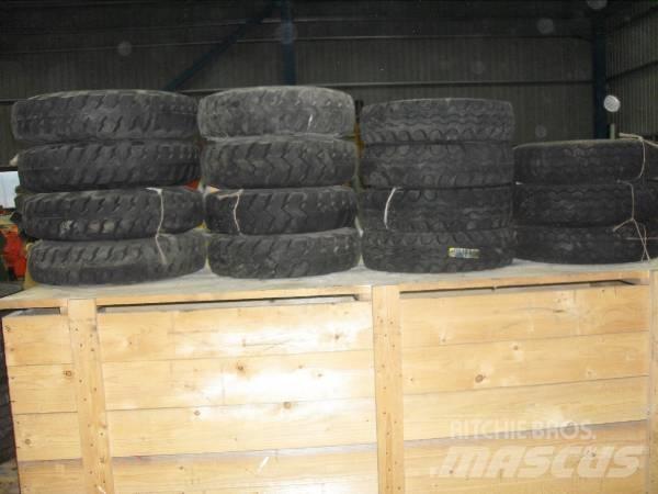  Truckdäck Вилични кари-повдигачи - други
