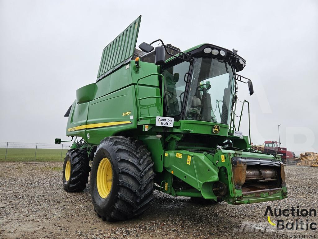 John Deere S 690 i Комбайни