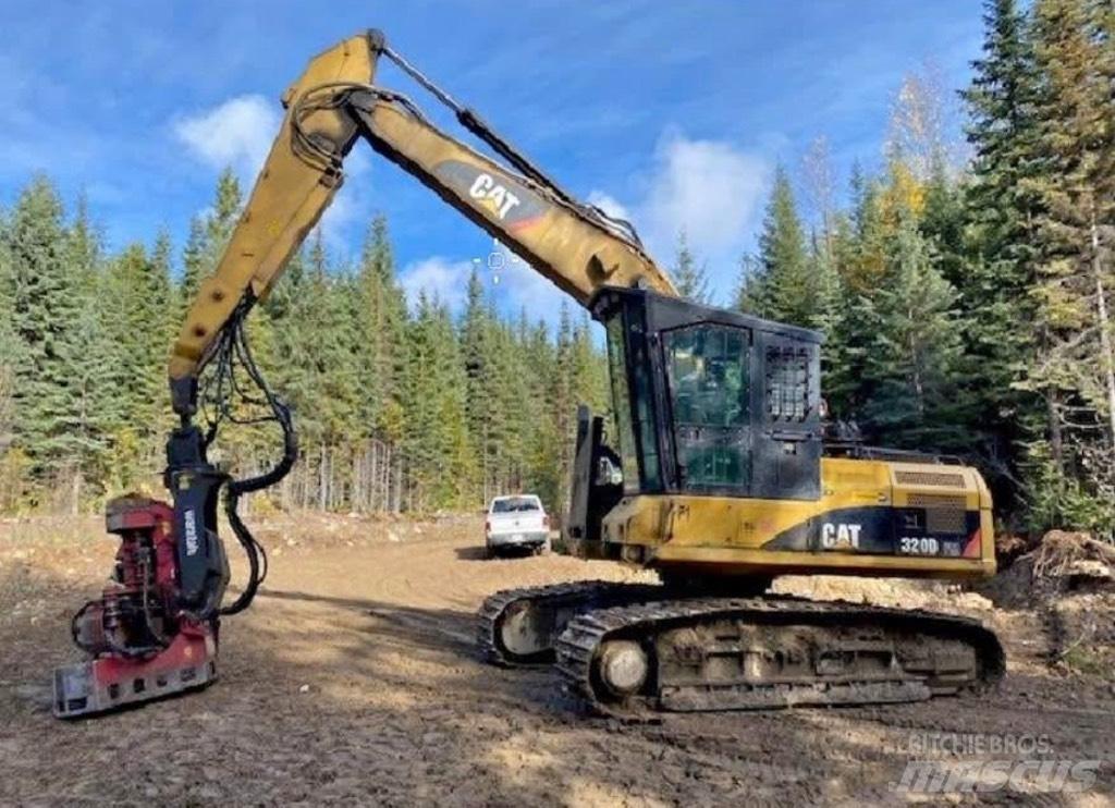 CAT 320 D FM Товарачи с наклонена стрела
