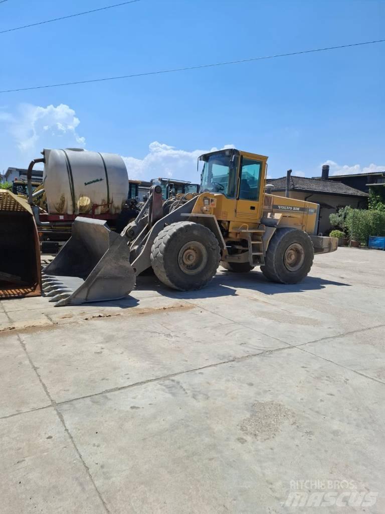 Volvo L 120 C Колесни товарачи