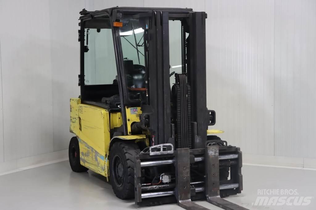 Hyundai 45B-9 Електрически вилични кари-повдигачи