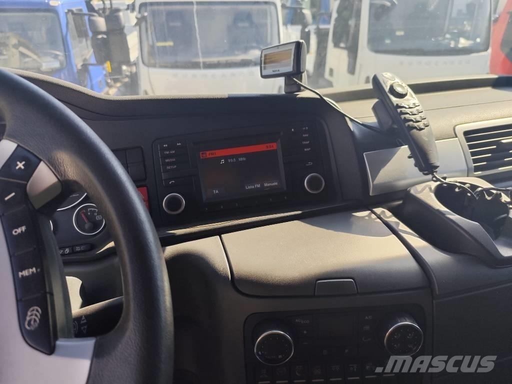 MAN TGX 26.440 Бордови камион / автолебедка