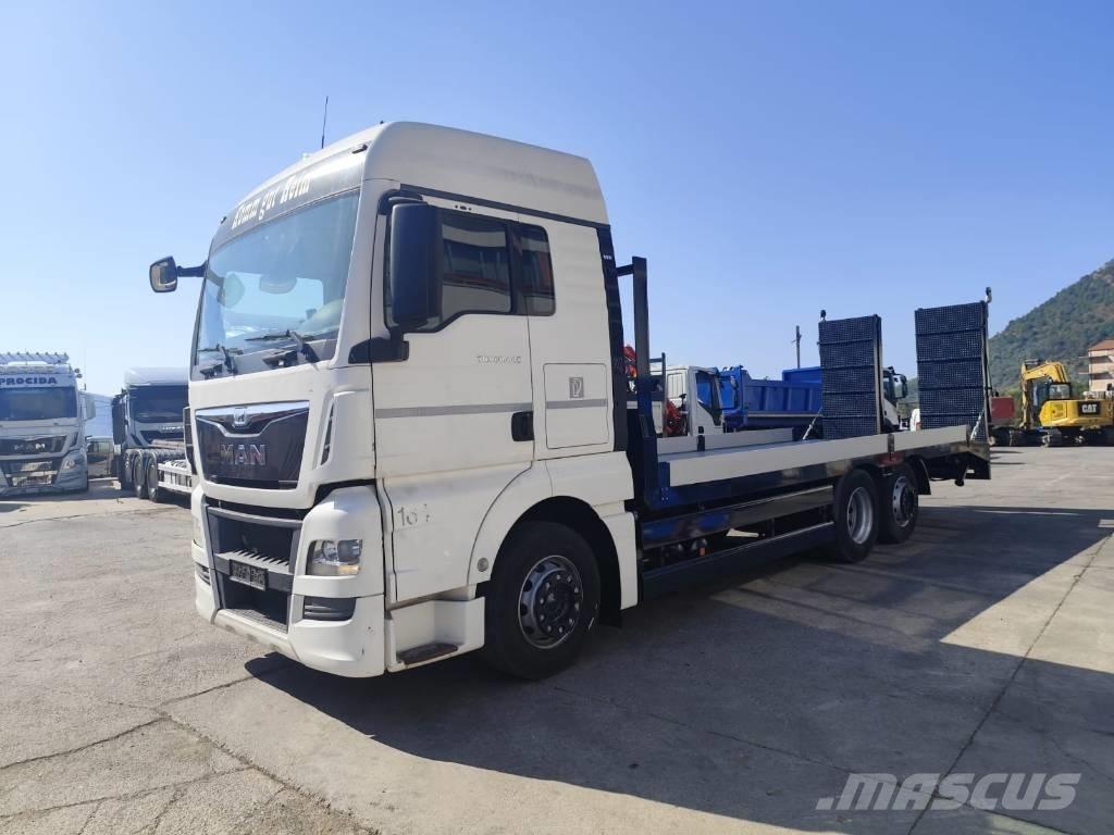 MAN TGX 26.440 Бордови камион / автолебедка
