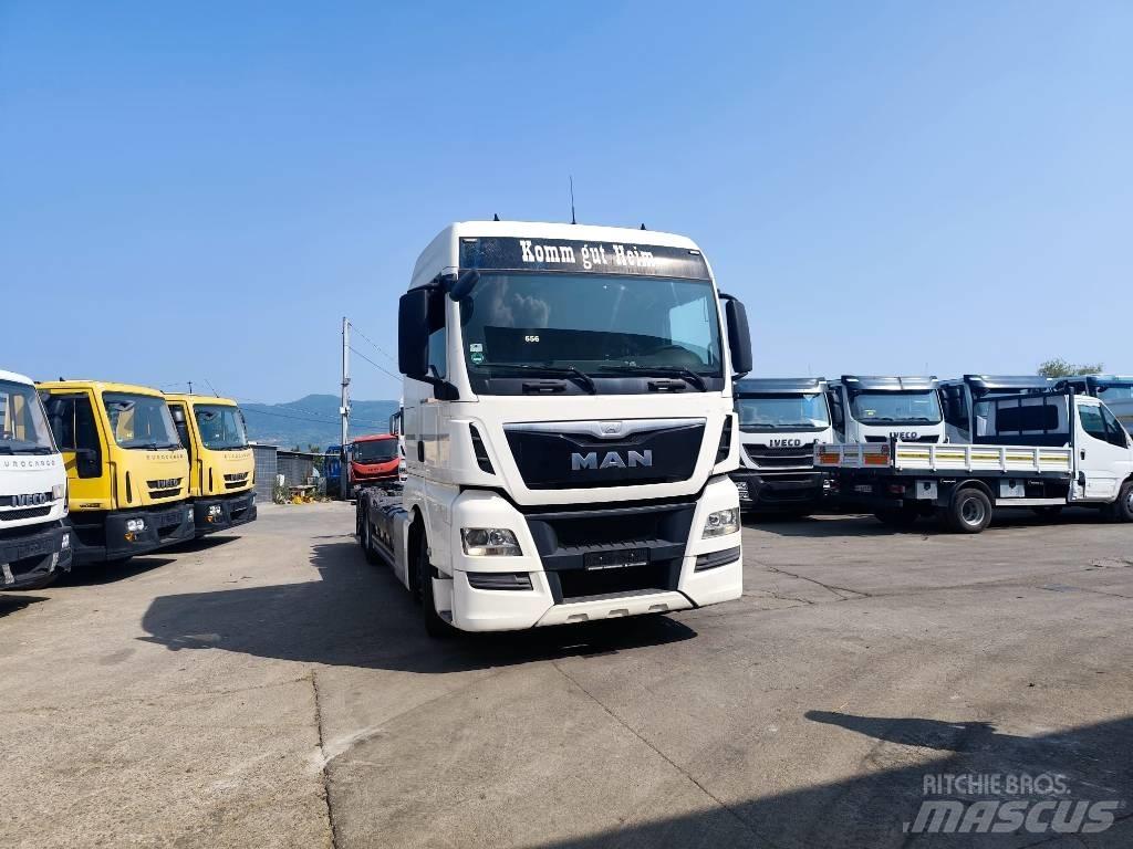MAN TGX 26.440 Бордови камион / автолебедка