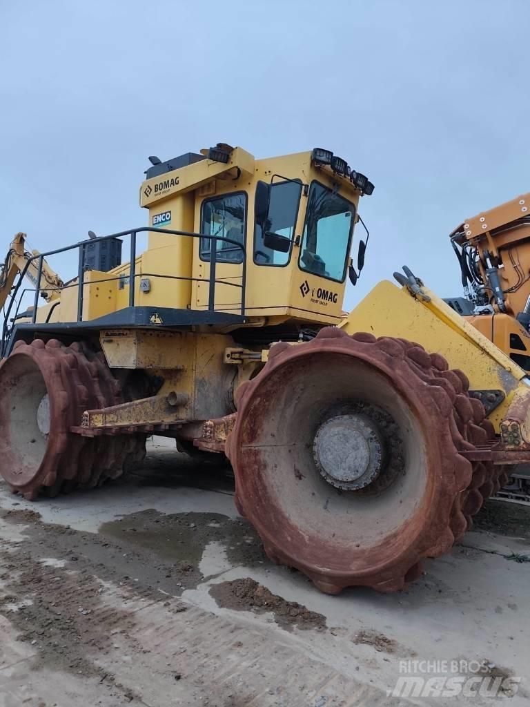 Bomag BC 972 RB Машини за опаковане на отпадъци