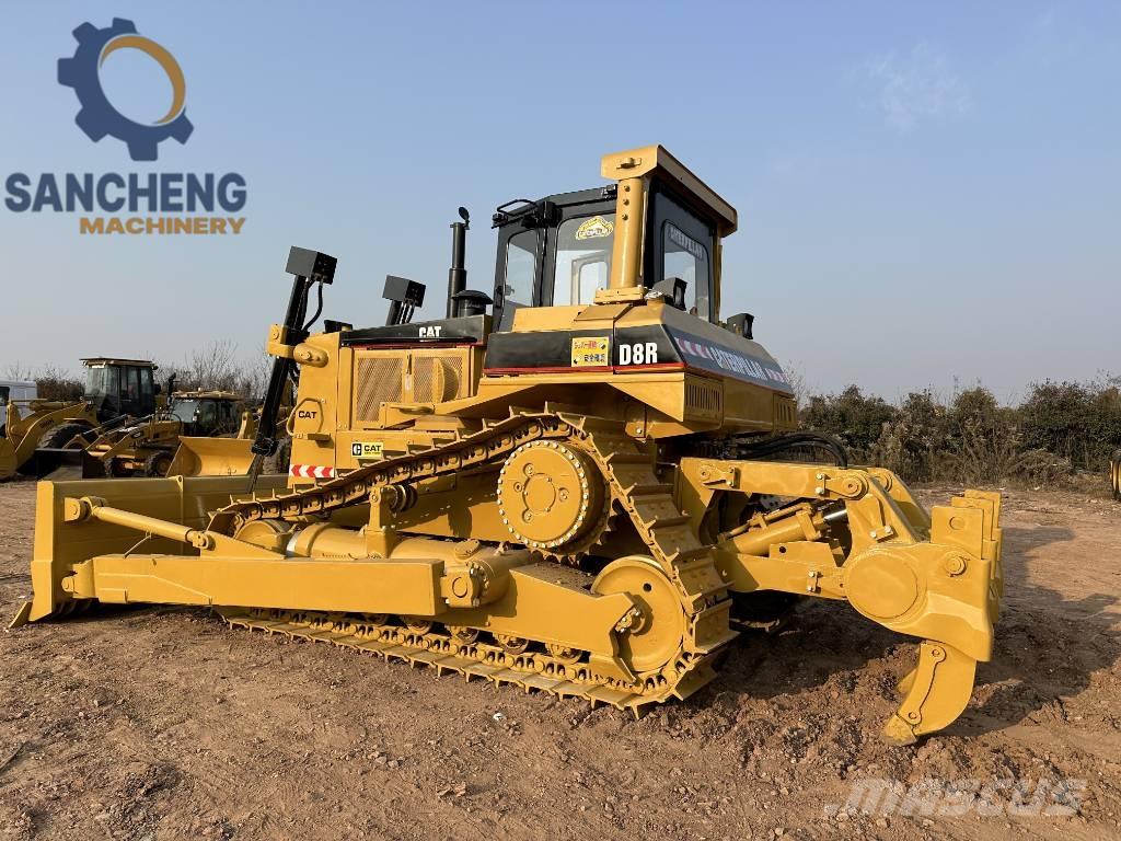 CAT D 8 R Верижни булдозери
