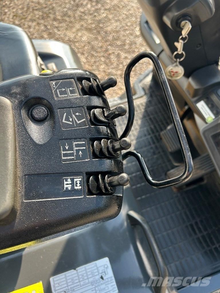 CAT EP 16 CN 2T Електрически вилични кари-повдигачи