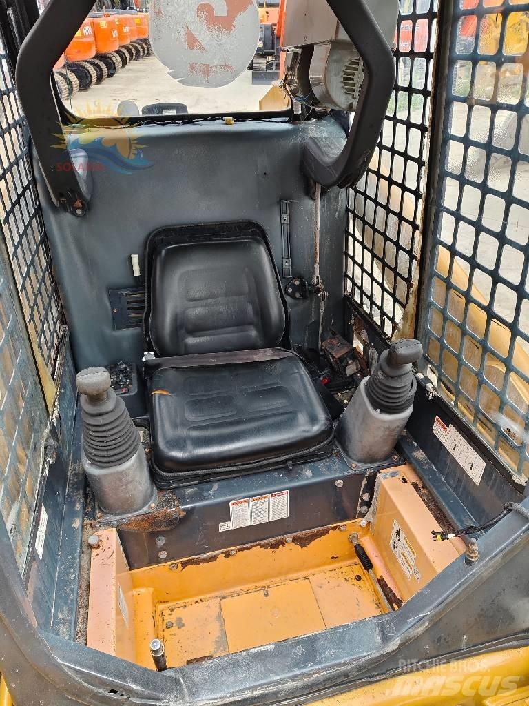 CAT 226c Мини товарачи
