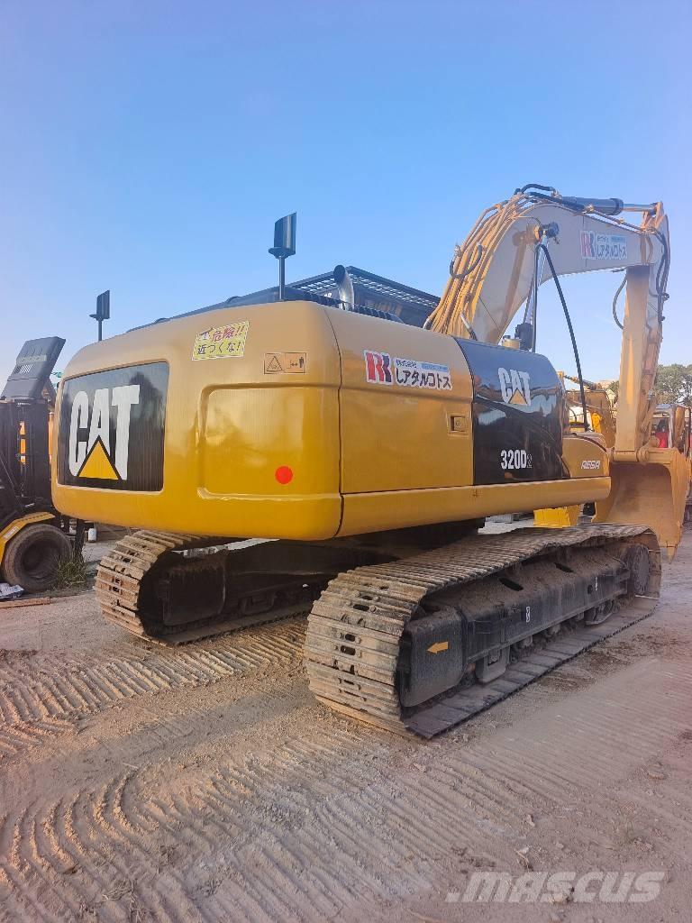 CAT 320 D Верижен екскаватор