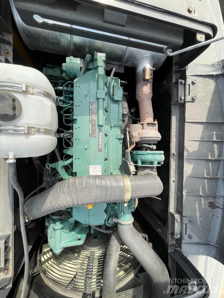 Volvo 290 Верижен екскаватор