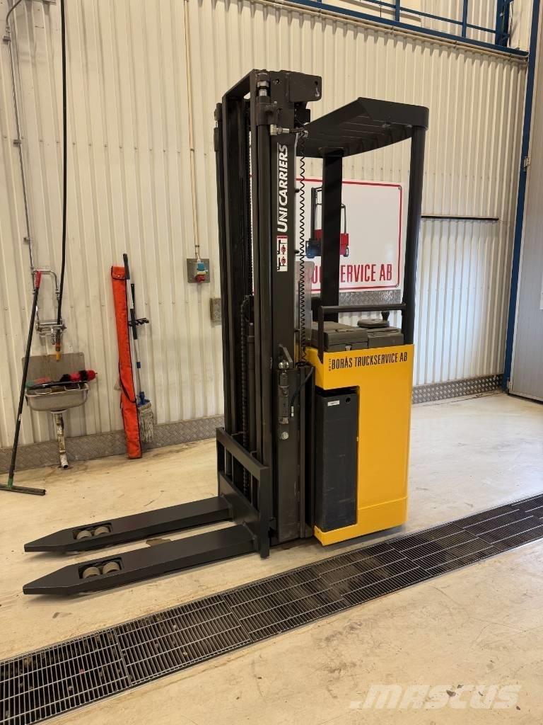 Atlet truck AJN 160 Самоходни товарачи