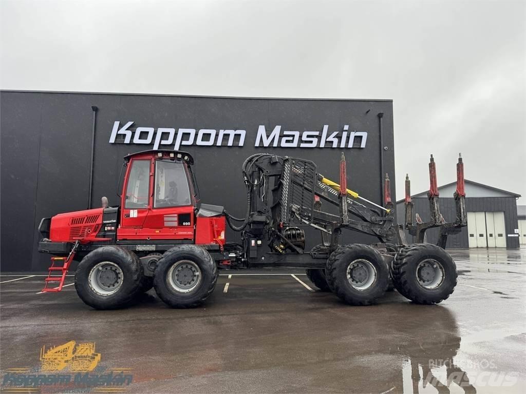 Komatsu 895 Форуардери