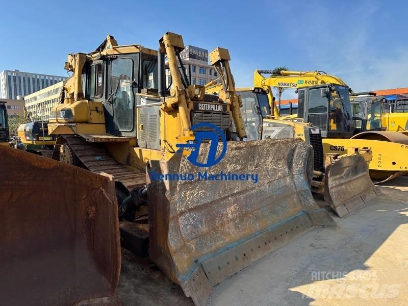 CAT D 6 R Верижни булдозери
