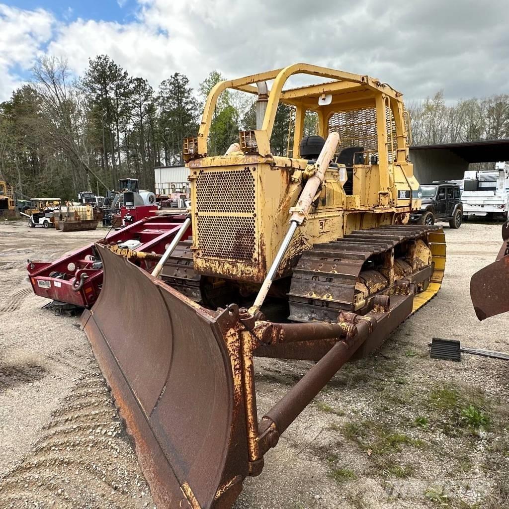 Komatsu D 68 E-1 Верижни булдозери
