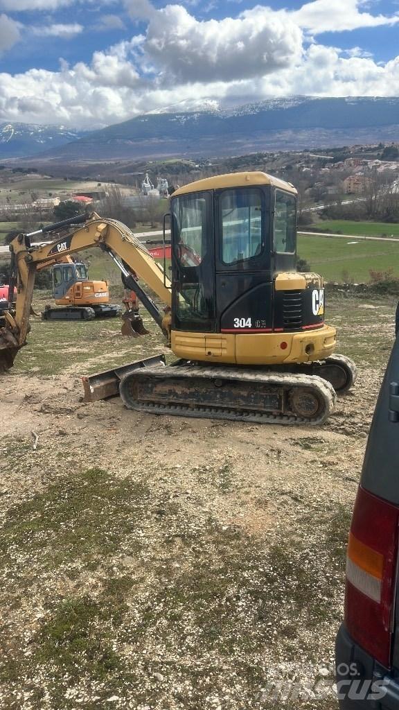 CAT 304 CR Мини екскаватори < 7 т