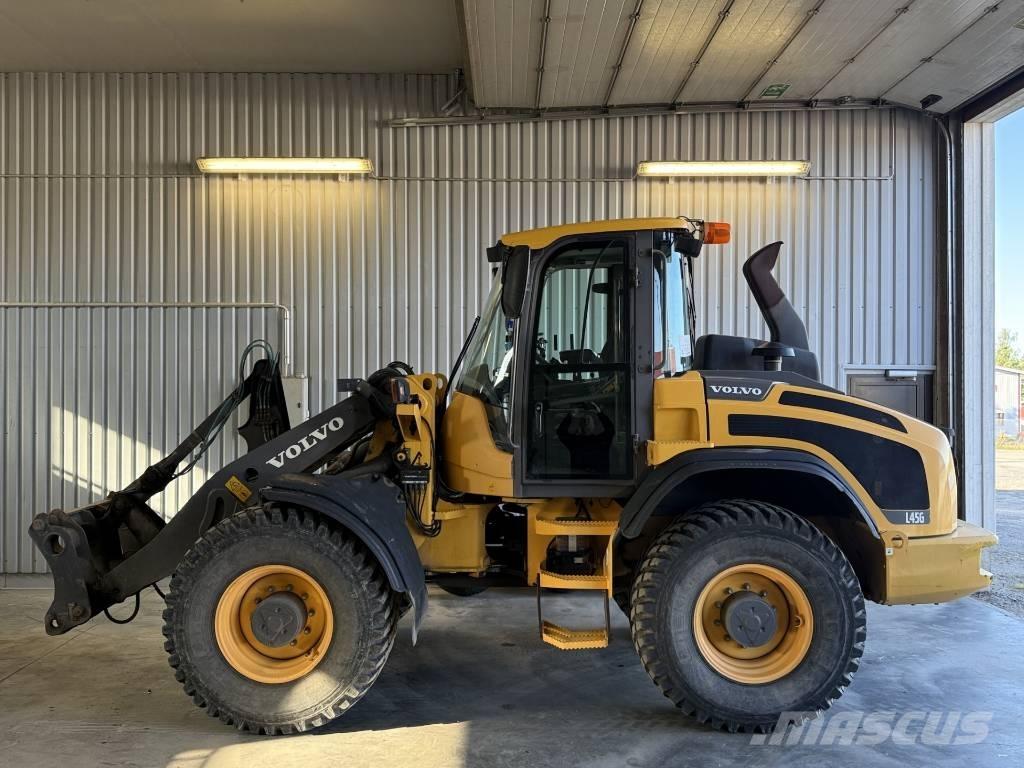 Volvo L 45 TP/S Верижен екскаватор