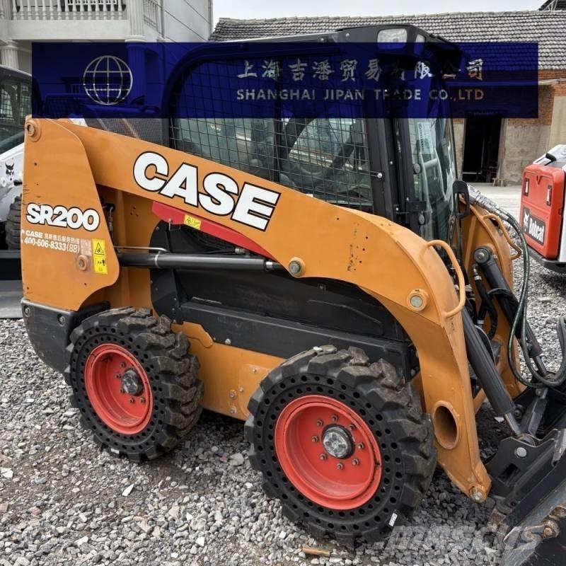 CASE SR 200 Мини товарачи
