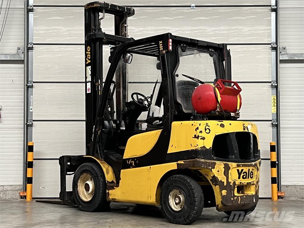 Yale GLP30VXV2445 Камиони с АГУ