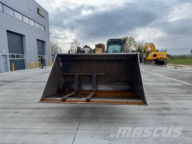 JCB 540-180 Телескопични товарачи