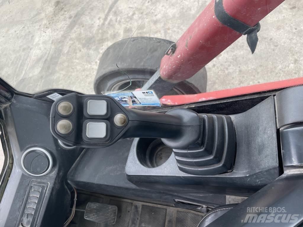 JCB R260 Скидери
