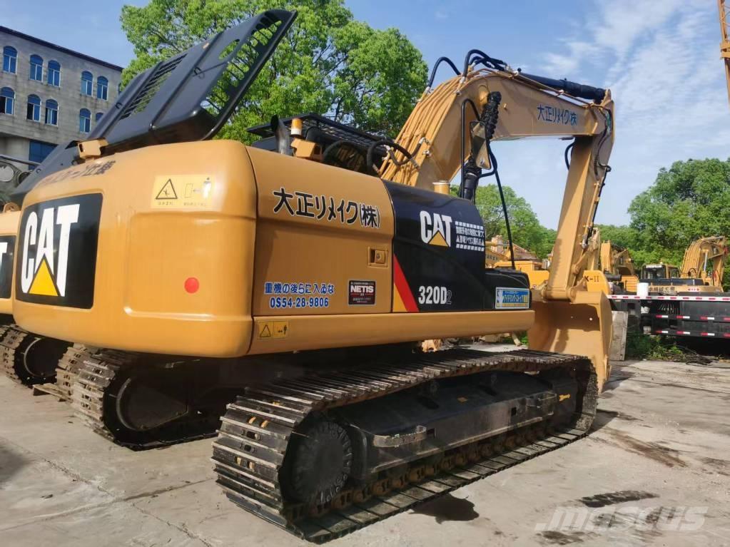 CAT 320d2 Верижен екскаватор
