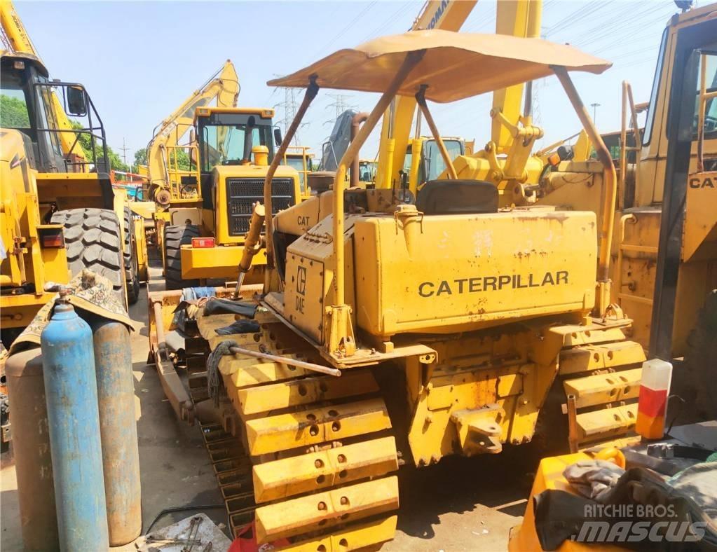 CAT D 4 E Верижни булдозери
