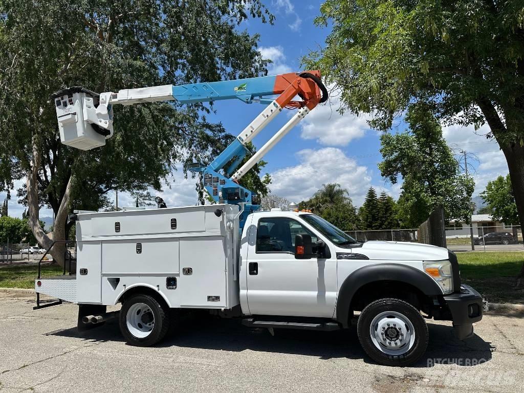 Ford F 550 SD Моторизирани платформи с талига