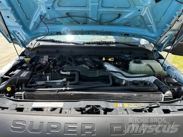 Ford F 550 SD Моторизирани платформи с талига