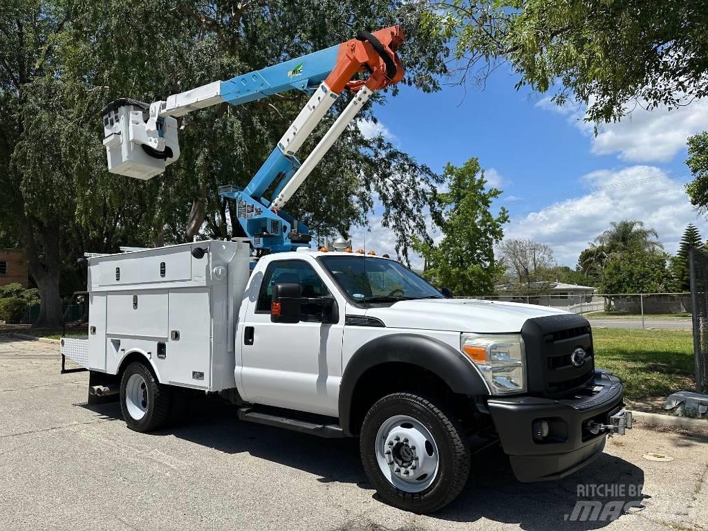 Ford F 550 SD Моторизирани платформи с талига
