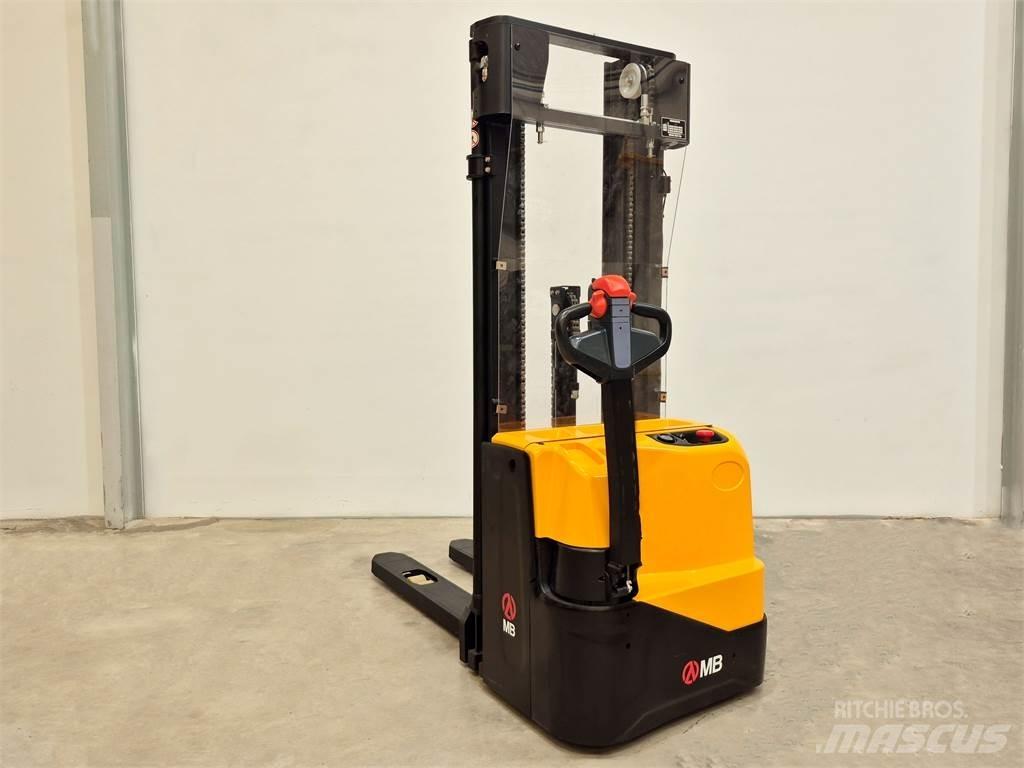  WSA161L Колички високоповдигачи с теглич