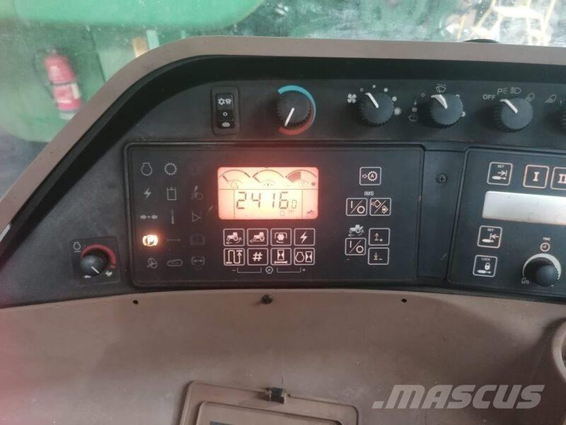 John Deere 8520 T Трактори