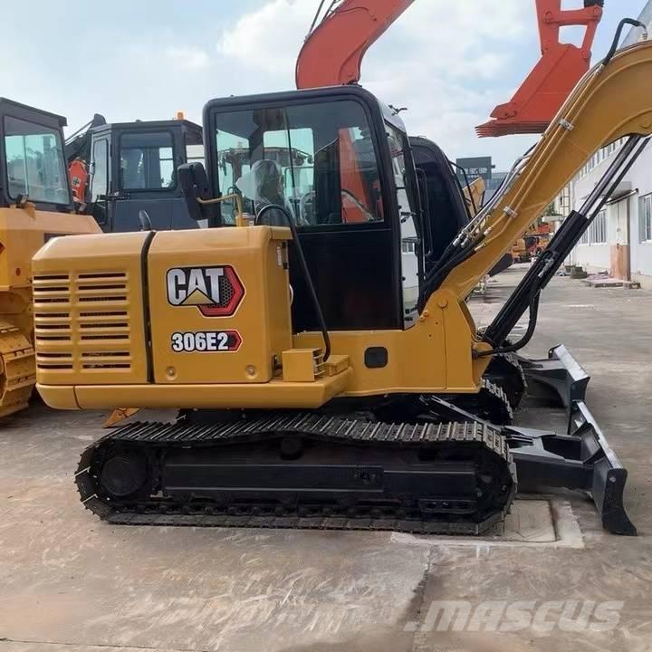 CAT 306E2 Верижен екскаватор