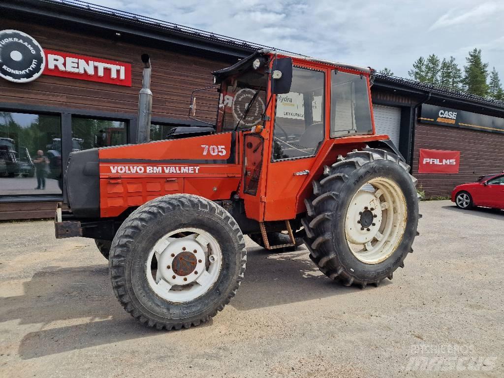 Valmet 705 Трактори
