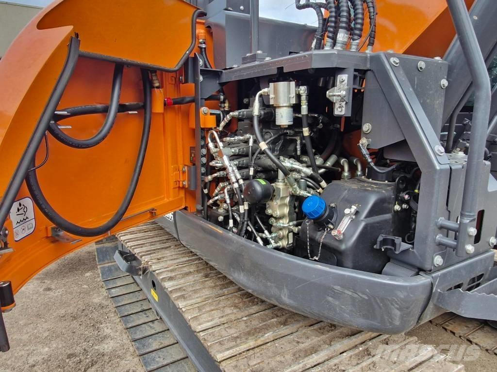 Develon DX 140 LCR-7 Верижен екскаватор