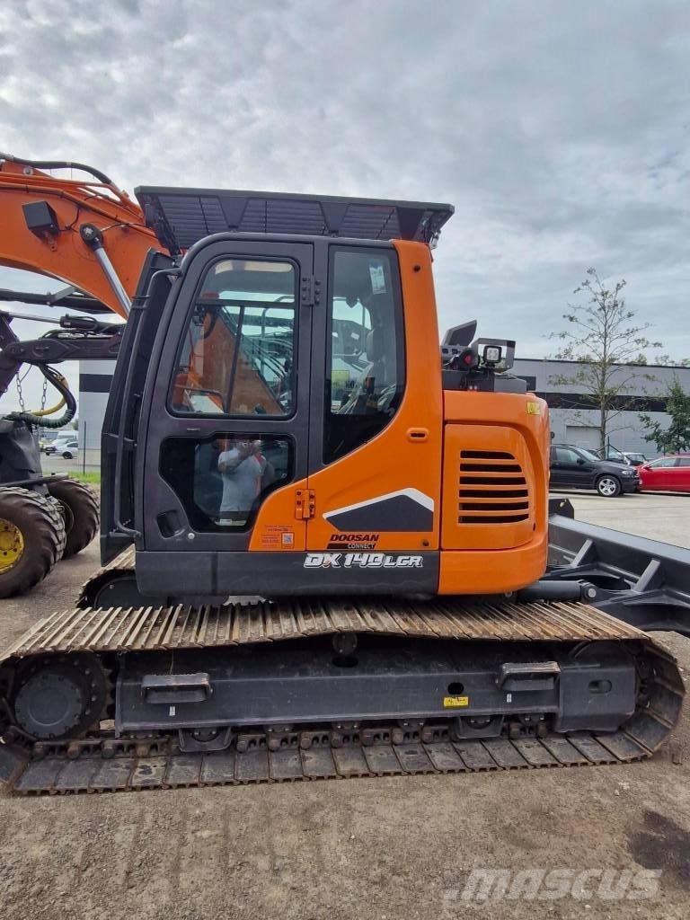 Develon DX 140 LCR-7 Верижен екскаватор