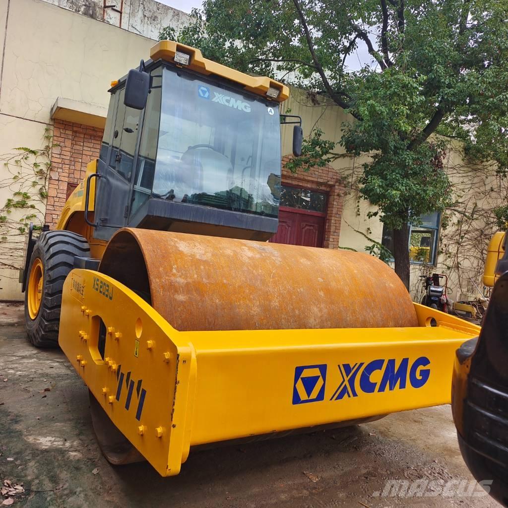 XCMG XS223J Еднобарабанни ролки
