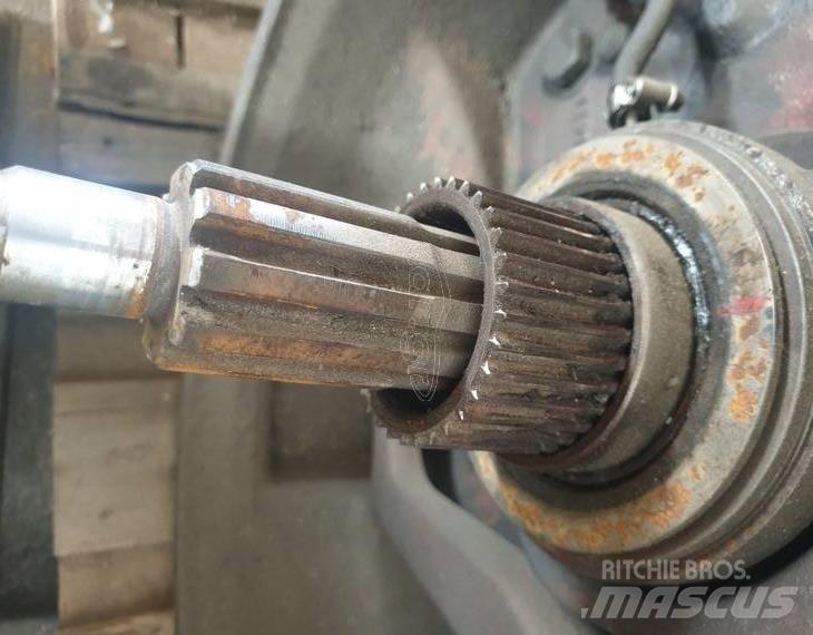 ZF 16S-130 WITH PTO Скоросни кутии