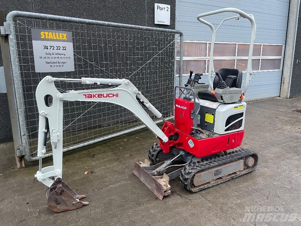 Takeuchi TB210R Мини екскаватори < 7 т