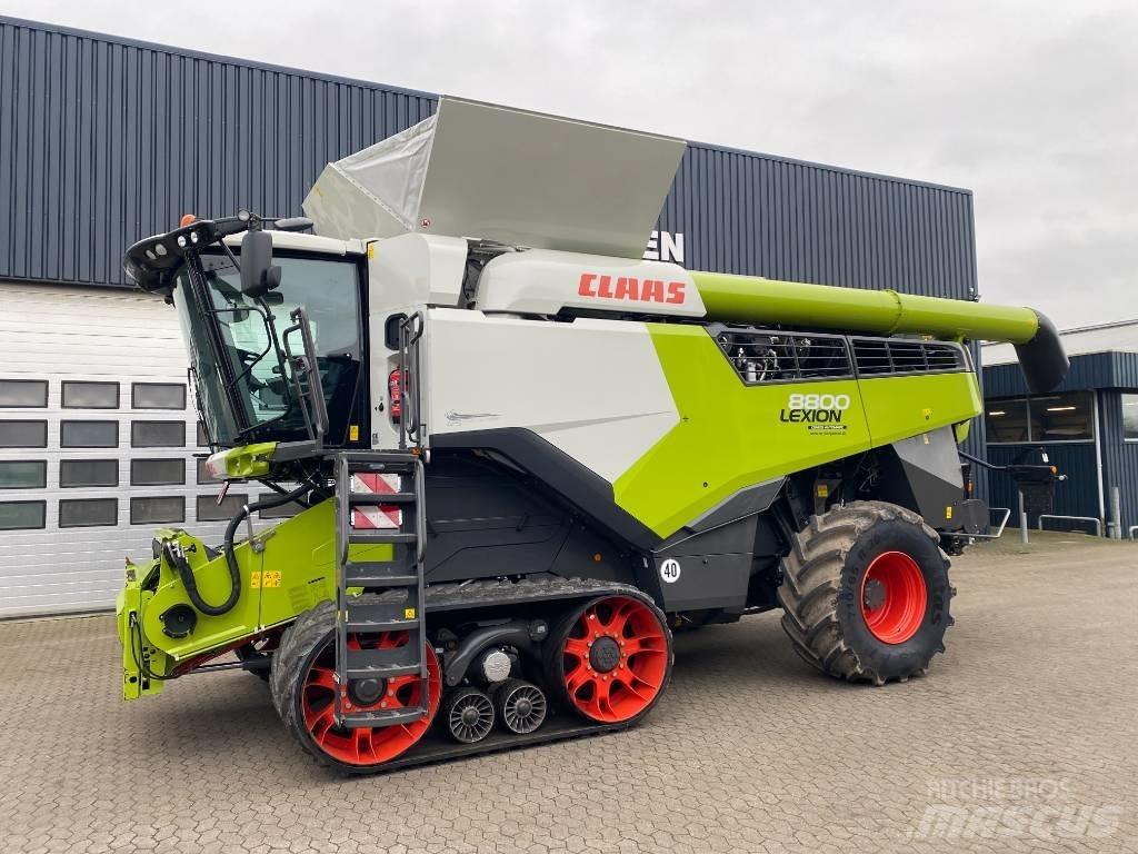 CLAAS Lexion 8800 TT Комбайни