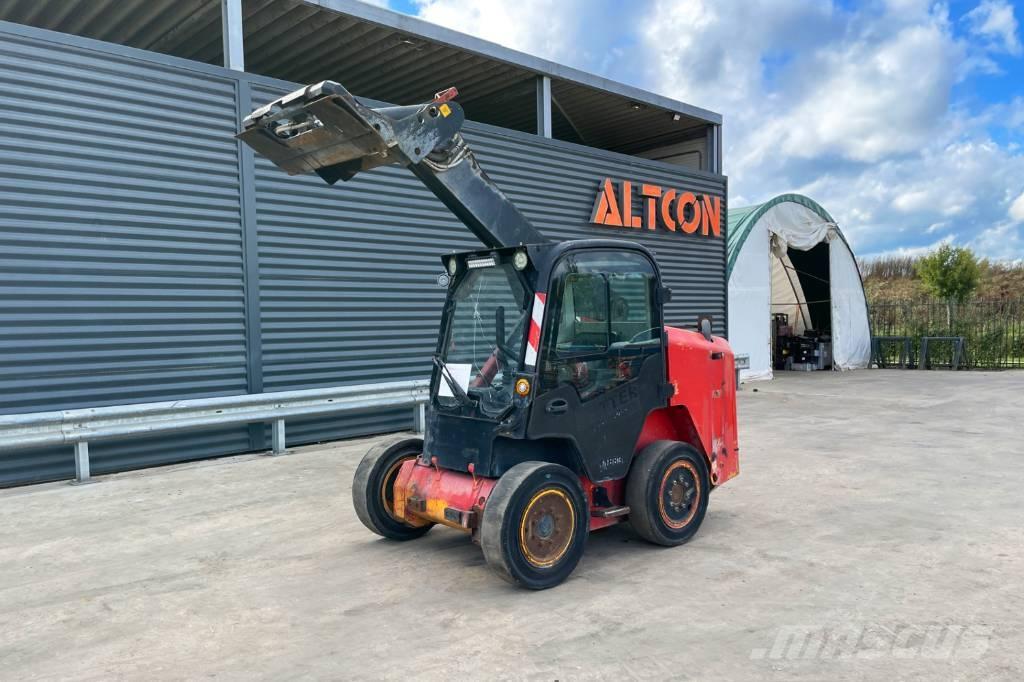 JCB R260 Мини товарачи
