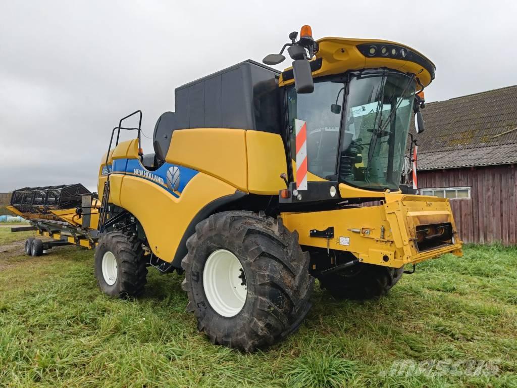 New Holland CX6.80 Комбайни