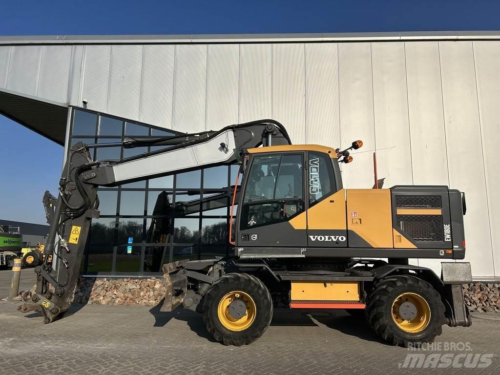 Volvo EW180E Колесни екскаватори