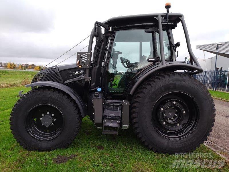 Valtra N 155 Direct Трактори