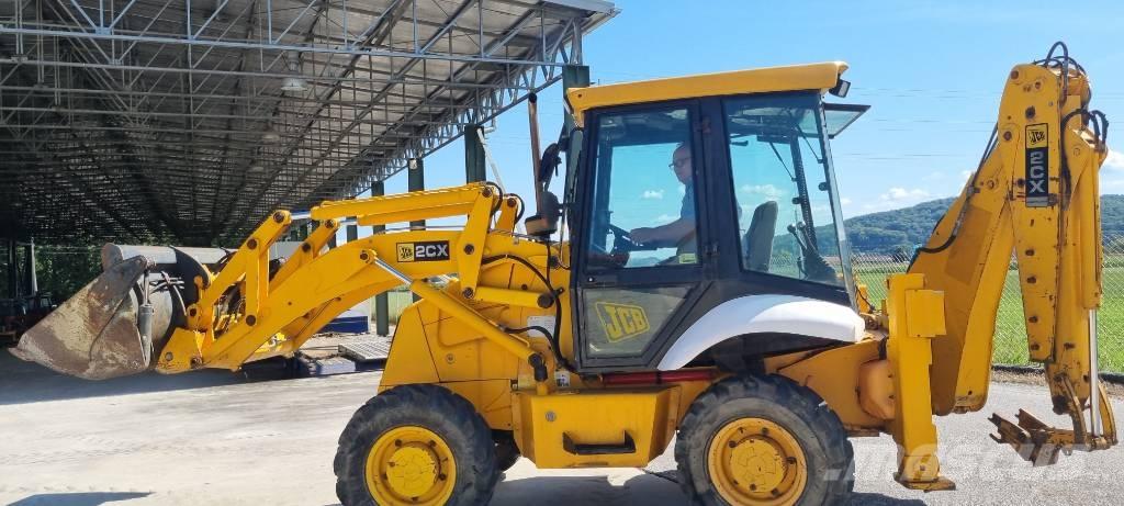JCB 2CX Товарач със заден ексватор