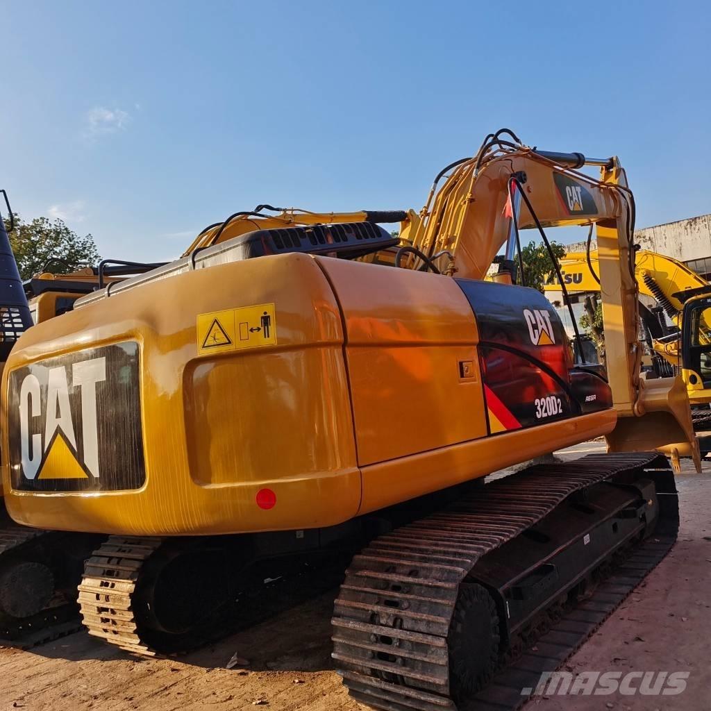 CAT 320 D Верижен екскаватор