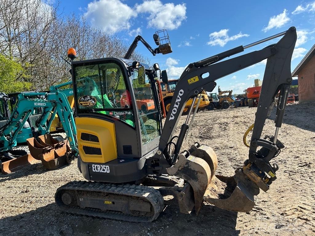 Volvo ECR 25 D Мини екскаватори < 7 т