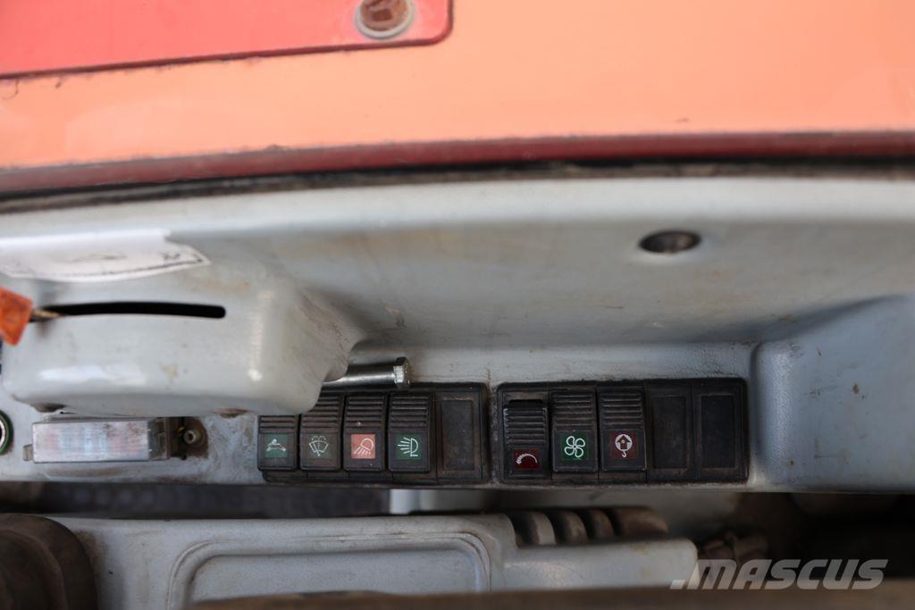 Neuson 8003 RD Верижен екскаватор